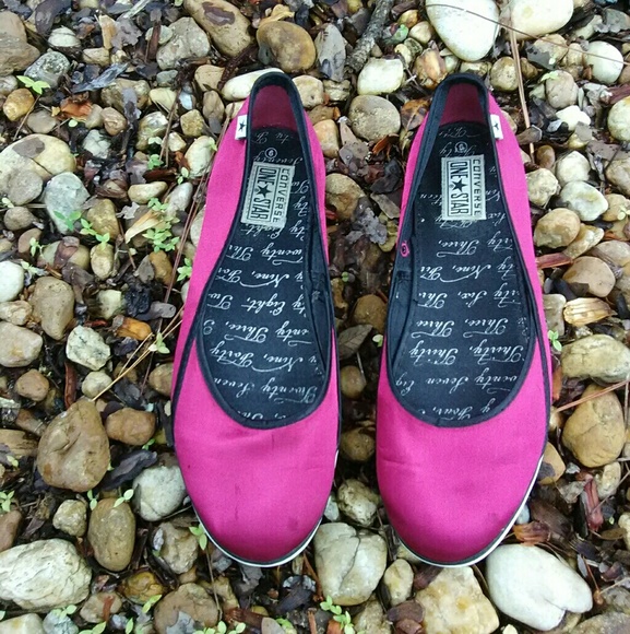 💕EUC Converse One Star burgundy flats - Picture 3 of 7